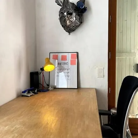 Studio Avec Terrasse ! *