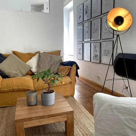 Lägenhet Studio Avec Terrasse !